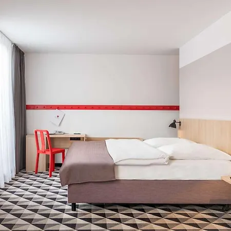 Azimut Hotel 4*