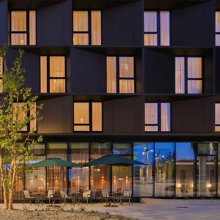 Hotel Adina Belvedere