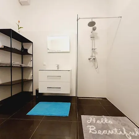 Savoir Vivre Rosinagasse * Vienna