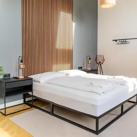 Apartment Myflat - Bright Near Station *