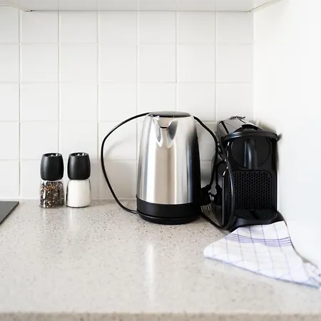 Myflat - Bright Near Station * Wien