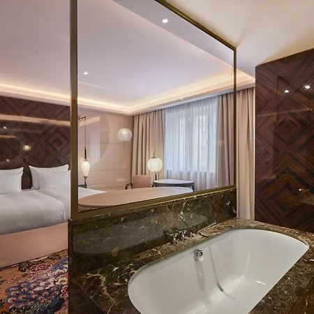 Topazz & Lamee Hotel Vienna