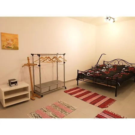 Haus Am Stadtrand / Grunruhelage *