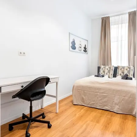 אכסניה Nice Central City Room *