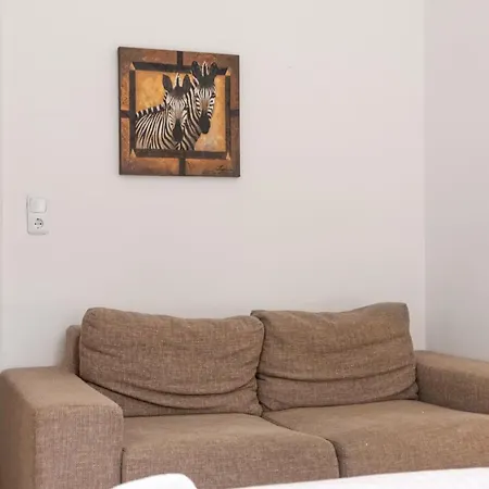 2 Pleasant Flats - Perfect For Long Apartment *