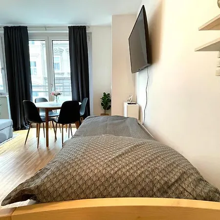 New I Stylish I Modern I Cozy