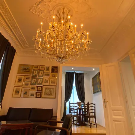 Апартаменты 7th Heaven Center