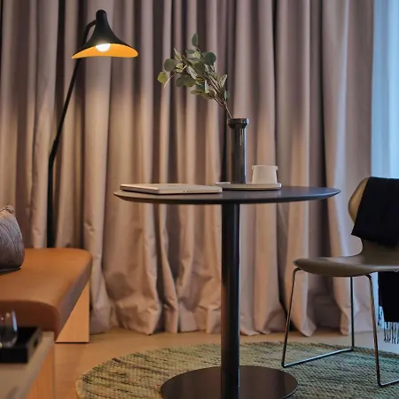 Adina Belvedere Hotel