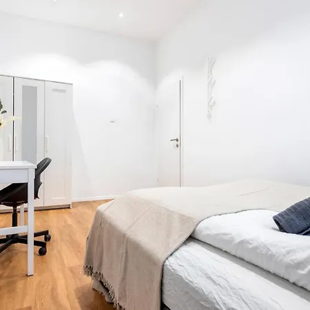 אכסניה Nice Central City Room *