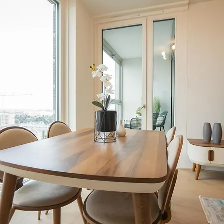 Posh On 22nd Floor + Loggia, Pool, Gym, Sauna Vienna