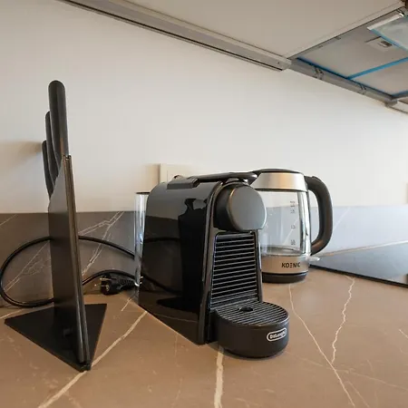 Posh On 22nd Floor + Loggia, Pool, Gym, Sauna * Vienna
