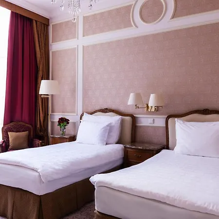 Grand Hotel Viena