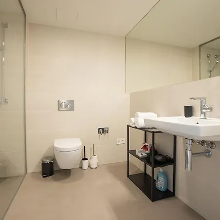 Posh On 22nd Floor + Loggia, Pool, Gym, Sauna Apartment