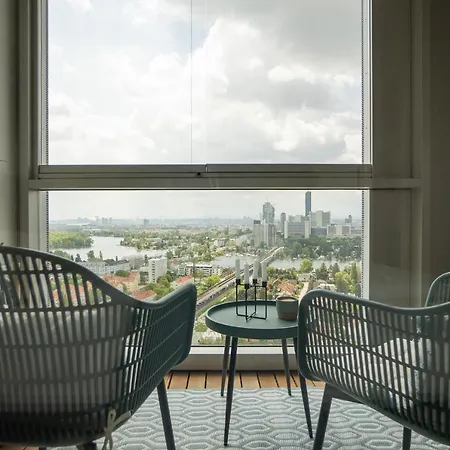 Apartment Posh On 22nd Floor + Loggia, Pool, Gym, Sauna