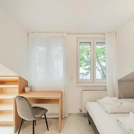 Zeus Design Apartmenthaus