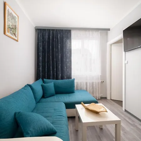 Apartment Brand-new On Shopping Street In Schoenbrunn With Lift Access Vienna