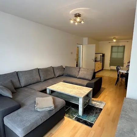 Modern Flat Incl Parking, Near Metro U1 Vienna