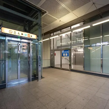 Gruene Ruhelage, 20 Minuten Ins Zentrum Und Parkgarage Apartment *