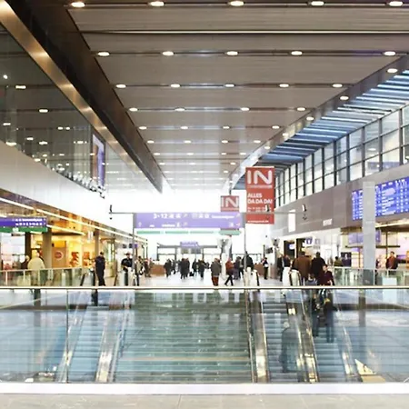 Merdian Near Hauptbahnhof Wien