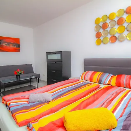 Private Triple Bedroom In Shared Dw171-4 * Vienna