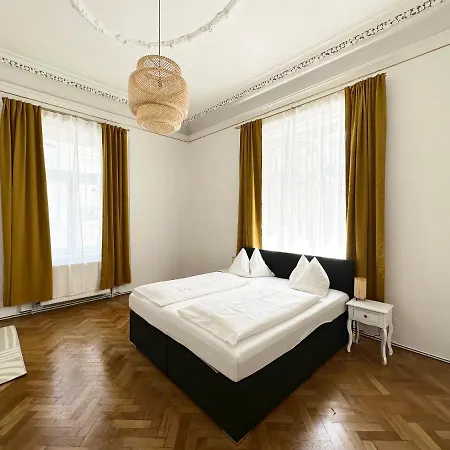Boutique Columbia 3* Wenen