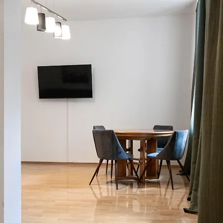 Welcoming 3br Budget Apt. Well Connected Apartment Vienna