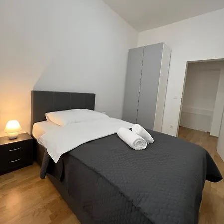Modernes Juwel In Zentraler Lage Vienna