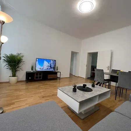 Modernes Juwel In Zentraler Lage Apartment