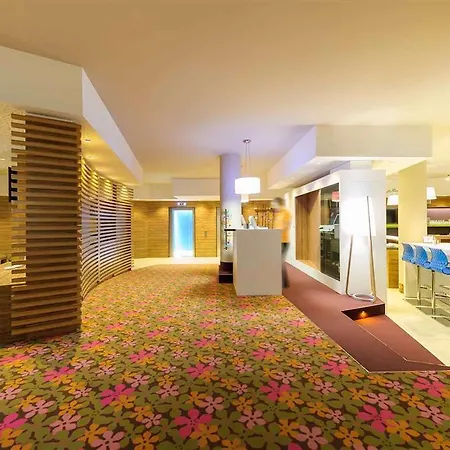Ibis Styles Отель