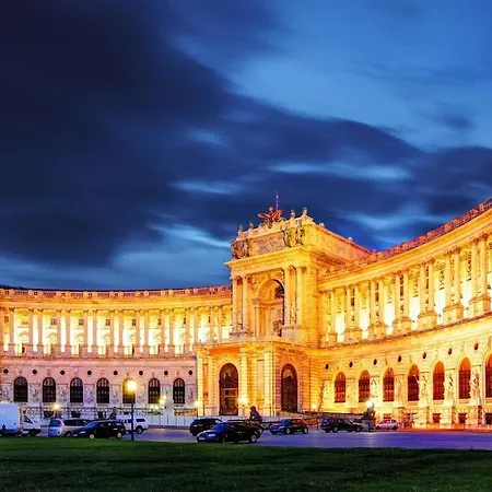 Alpha - Artist 4* Vienna