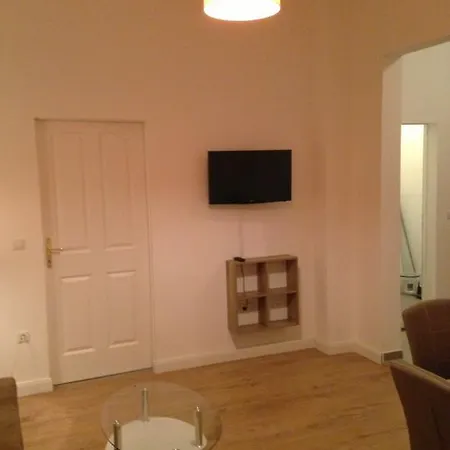 Апартаменты City Apartment