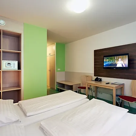 Kolping Zentral Hotel 2*