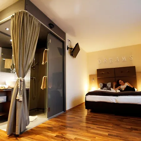 Boutiquehotel Stadthalle Hotel 3*