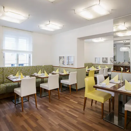 Hotel Boutique Tigra 4*