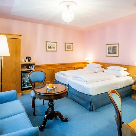 Koenig Von Ungarn 4*