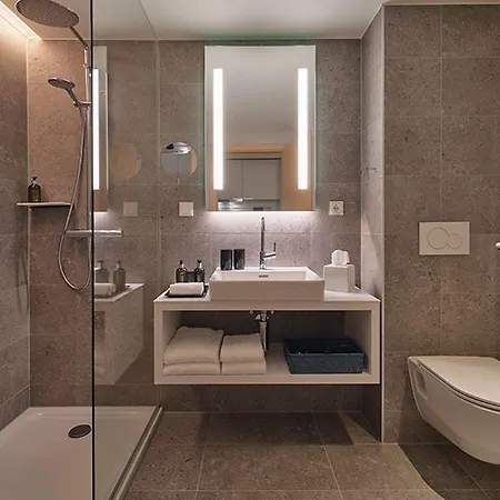 Hotel Adina Belvedere
