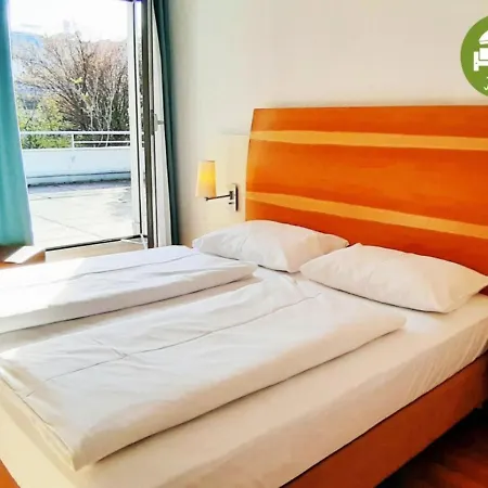 Arte Stadthalle Hotel 4*