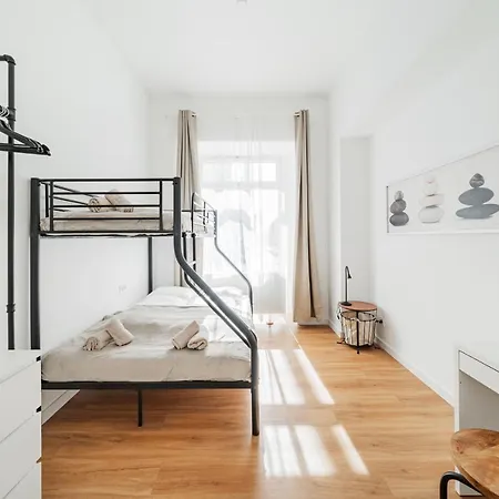 Hostel Modern