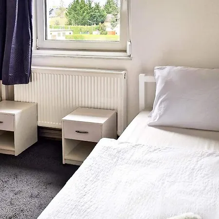 Hostel Adelin Einzelzimmer Bécs