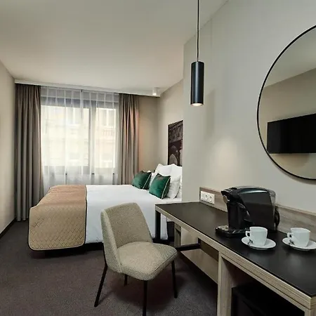 Leonardo West Hotel 4*
