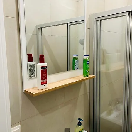 Apartment 50m2 Flat Close To Metro Vienna