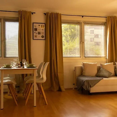 Modern - Calm - Cozy - Self Checkin - Stylish New Near Center - Close To U4 Διαμέρισμα