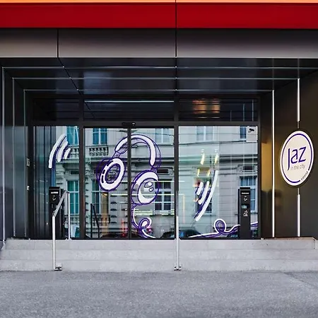 Hotel Jaz In The