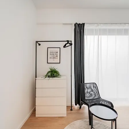 Chic By Home2 Vandrarhem Wien