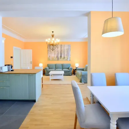Spacious And Comfy With 3 Bedrooms *