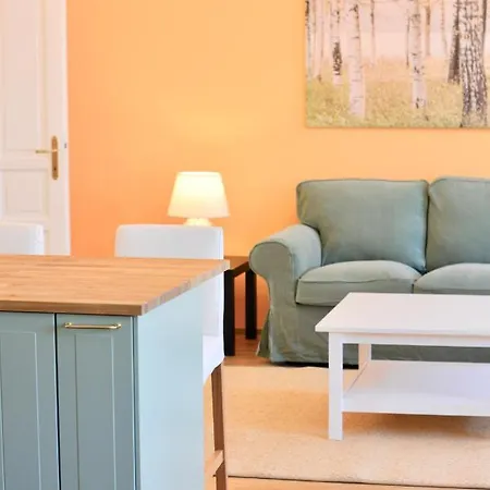 Spacious And Comfy With 3 Bedrooms Vienna
