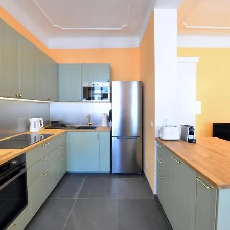 Spacious And Comfy With 3 Bedrooms