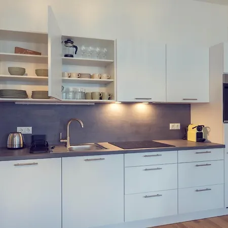 Apartment The 77 Erna