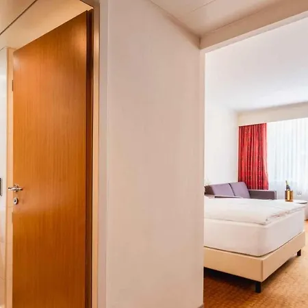 Hotel Plaza Premium
