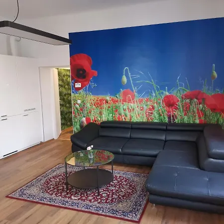 Apartment & Near Reumannplatz